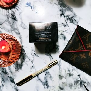 NWOT Laura Mercier translucent loose setting glow